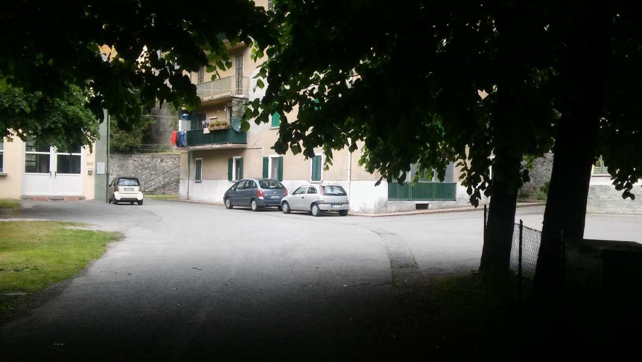 Dietro L'Angolo Sondrio Villa Luaran gambar