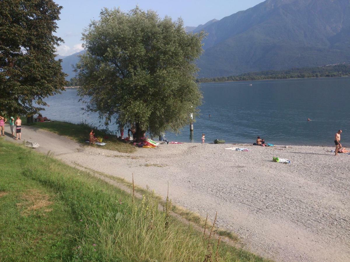 Dietro L'Angolo Sondrio Villa Luaran gambar