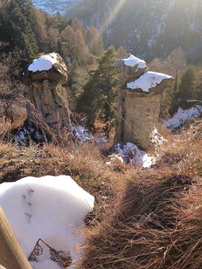 Dietro L'Angolo Sondrio Villa Luaran gambar